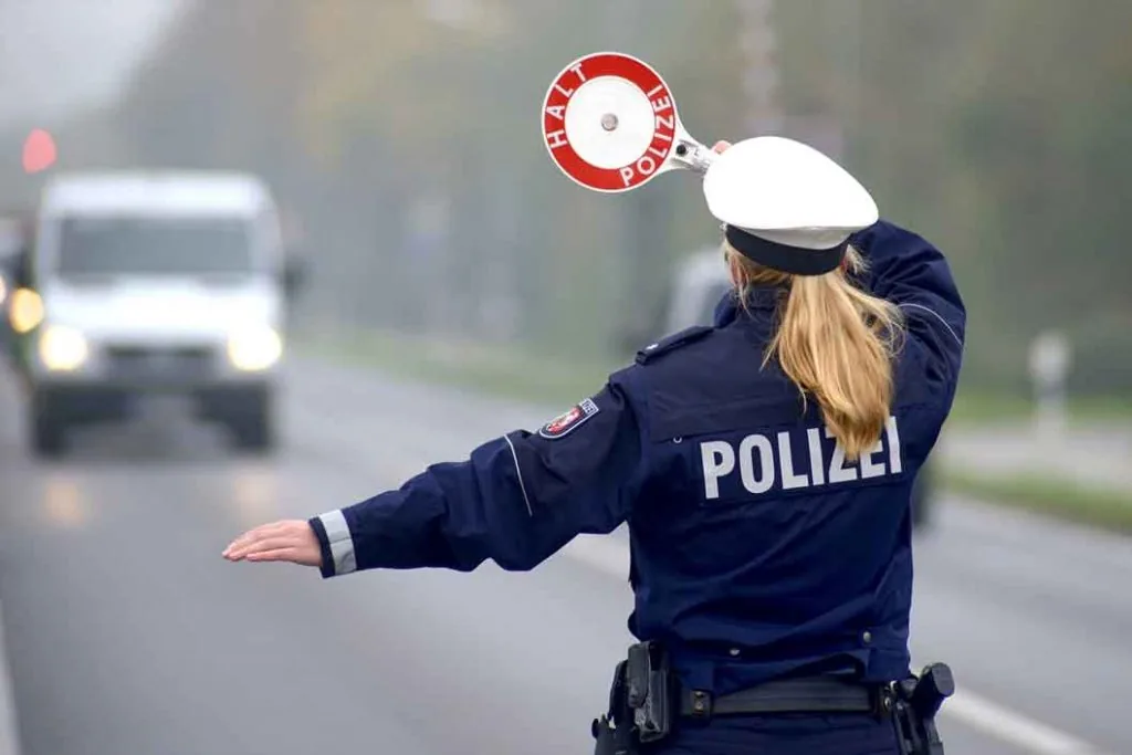 Różnica między postępowaniem po&nbsp;zdarzeniu w&nbsp;przypadku kolizji drogowej i&nbsp;wypadku drogowego?